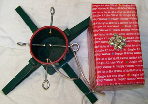 AUTOMATIC CHRISTMAS TREE WATERER